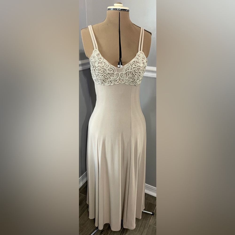 Orna Farho sz Lg cream colored dress.  Absolutely unforgettable fit & look!